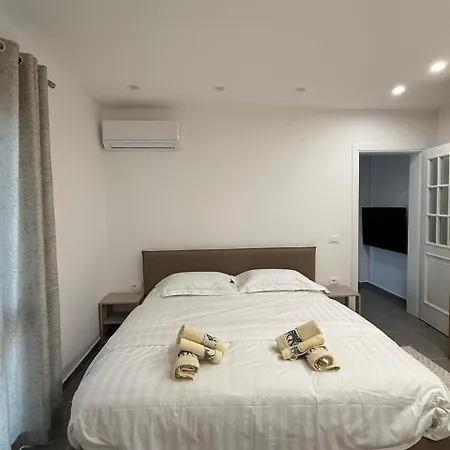 Red Lotus Apartment Tirana